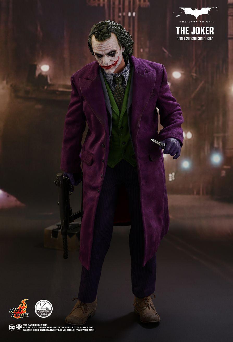 The Joker - Heath Ledger  The Dark Knight - Quarter Scale Series   